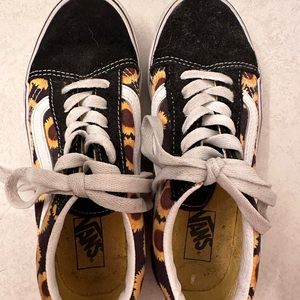 Vans girls size 2-1/2 sunflower lace up sneakers